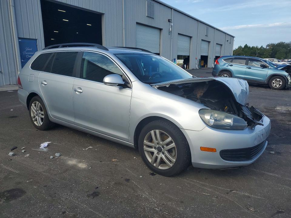 66220306 :رقم المزاد ، 3VWPL7AJ5EM608359 vin ، 2014 Volkswagen Jetta مزاد بيع