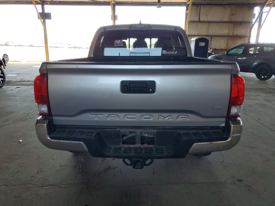 66085546 :رقم المزاد ، 3TMAZ5CNXHM050640 vin ، 2017 Toyota Tacoma مزاد بيع