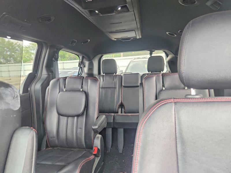 64042776 :رقم المزاد ، 2C4RDGEG3JR200520 vin ، 2018 Dodge Grand Caravan مزاد بيع