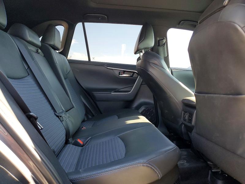 Продажа на аукционе авто 2021 Toyota Rav4, vin: 4T3E6RFV4MU033256, номер лота: 63600916