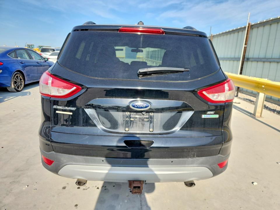 2016 Ford Escape მანქანა იყიდება აუქციონზე, vin: 1FMCU0G9XGUA00107, აუქციონის ნომერი: 64333546