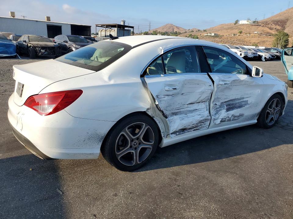 65029996 :رقم المزاد ، WDDSJ4EB6JN683338 vin ، 2018 Mercedes-benz Cla مزاد بيع