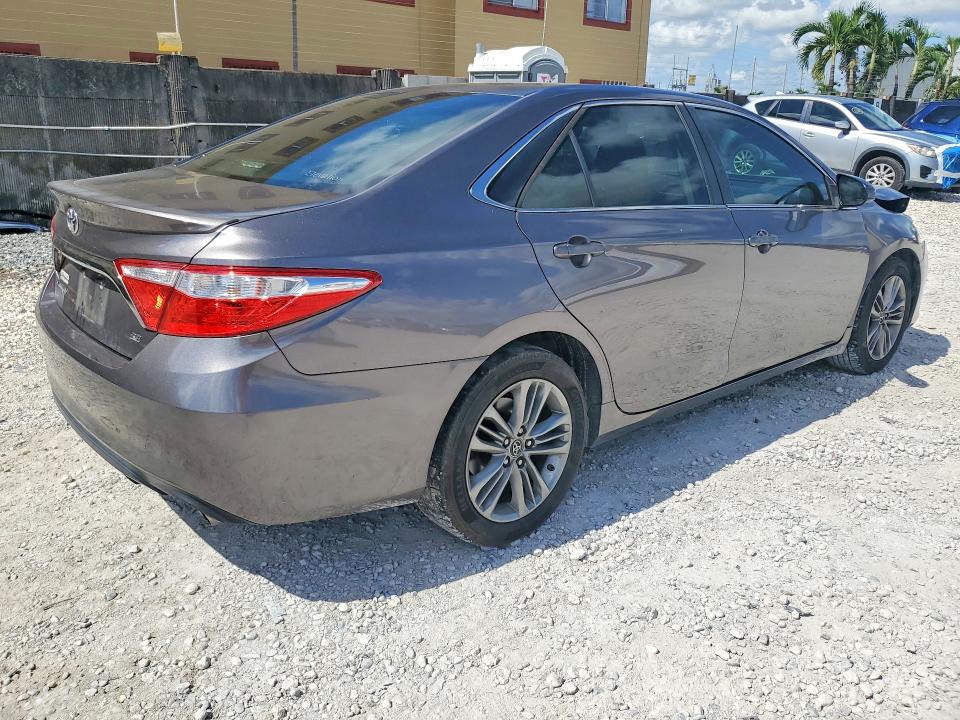 Продаж на аукціоні авто 2015 Toyota Camry, vin: 4T1BF1FK8FU922812, номер лоту: 64780366