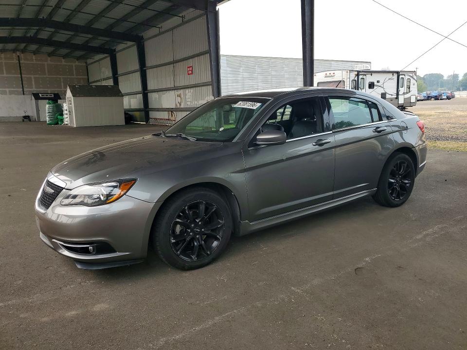 Auction sale of the 2013 Chrysler 200, vin: 1C3CCBCG6DN719663, lot number: 62081596