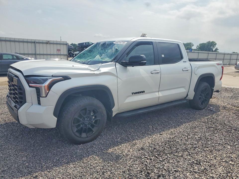 64314716 :رقم المزاد ، 5TFWC5DB3RX077394 vin ، 2024 Toyota Tundra مزاد بيع