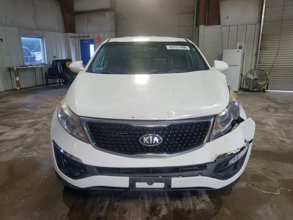 63751496 :رقم المزاد ، KNDPB3AC5F7727959 vin ، 2015 Kia Sportage مزاد بيع