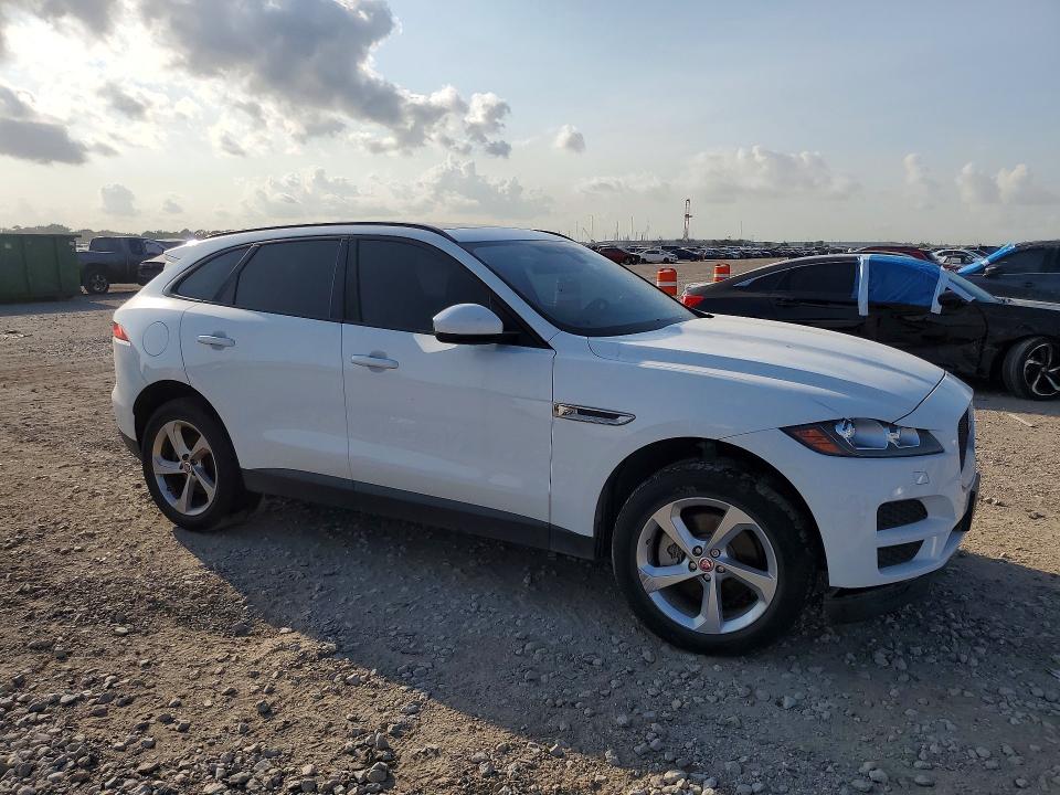 Продаж на аукціоні авто 2017 Jaguar F-pace, vin: SADCJ2BV3HA884024, номер лоту: 64050796