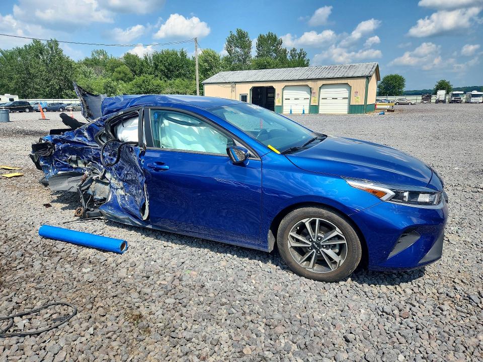 2024 Kia Forte მანქანა იყიდება აუქციონზე, vin: 3KPF24AD9RE703369, აუქციონის ნომერი: 63667426