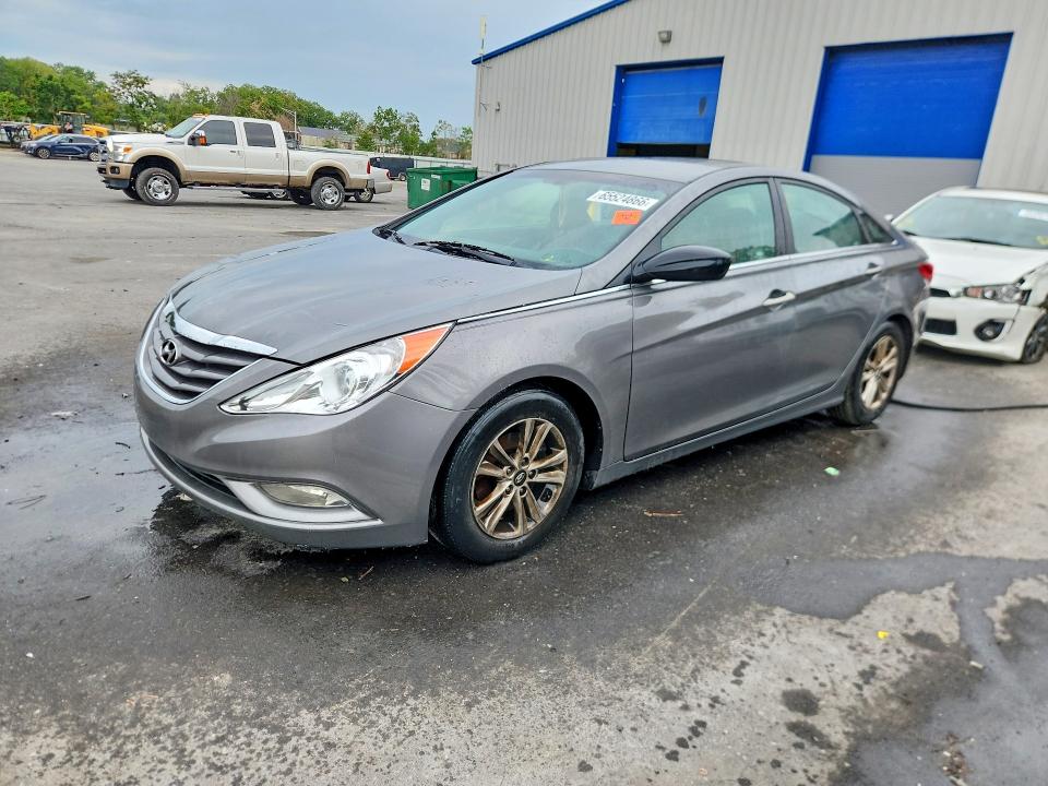 65524866 :رقم المزاد ، 5NPEB4AC3DH751781 vin ، 2013 Hyundai Sonata مزاد بيع