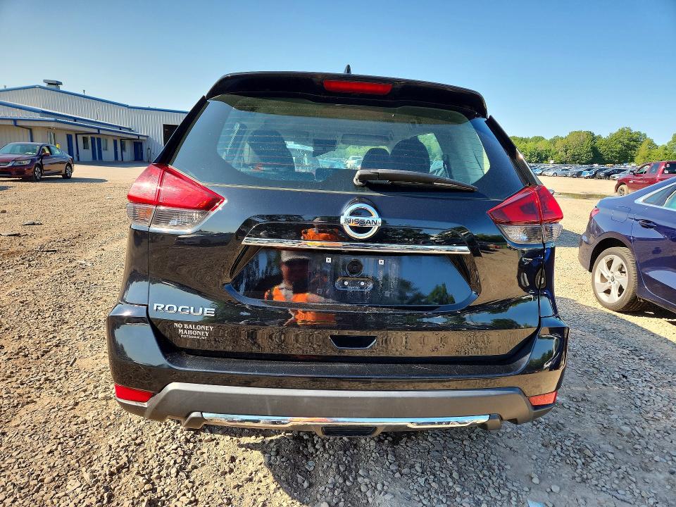 63101576 :رقم المزاد ، 5N1AT2MTXJC793296 vin ، 2018 Nissan Rogue مزاد بيع