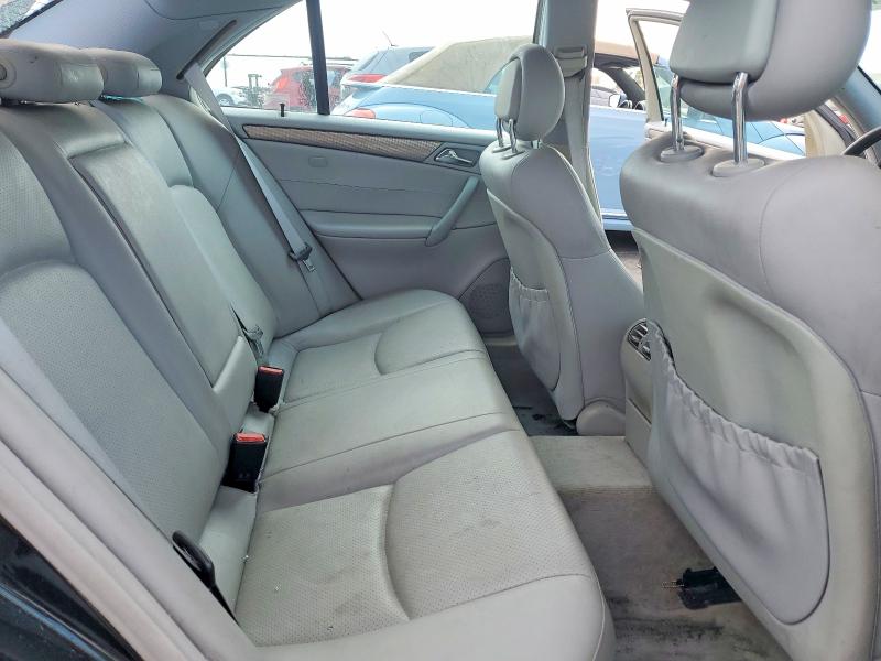 2004 Mercedes-benz C მანქანა იყიდება აუქციონზე, vin: WDBRF40J44A568238, აუქციონის ნომერი: 66311396