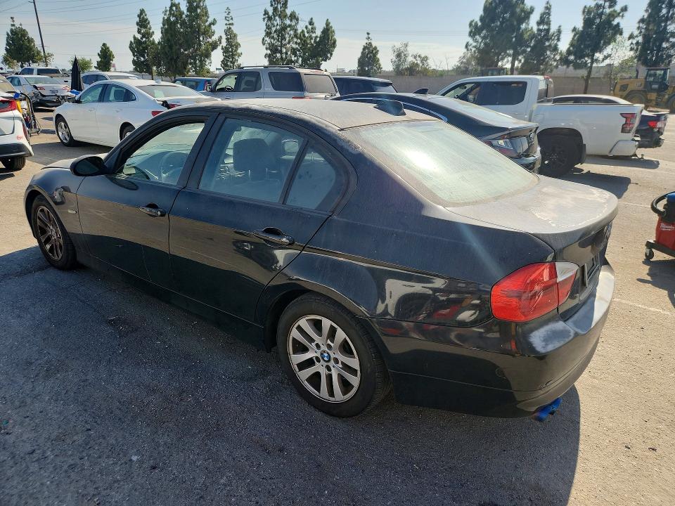 63388336 :رقم المزاد ، WBAVC53547FZ80113 vin ، 2007 Bmw 328 مزاد بيع