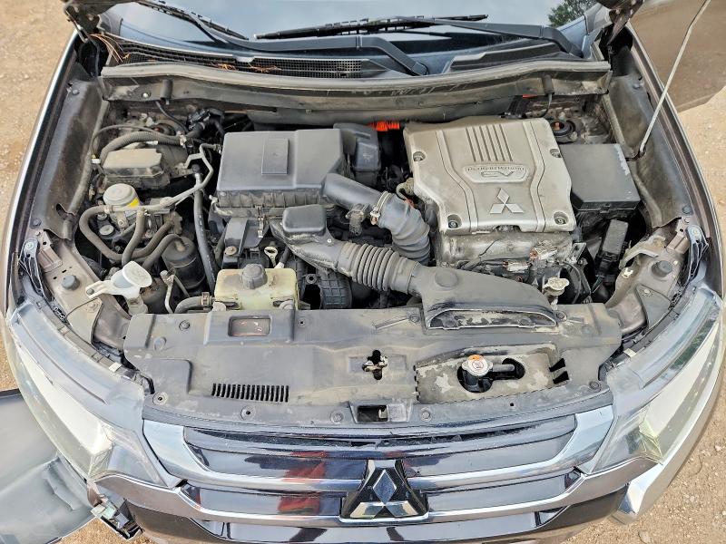 64080696 :رقم المزاد ، JA4J24A58JZ616021 vin ، 2018 Mitsubishi Outlander مزاد بيع