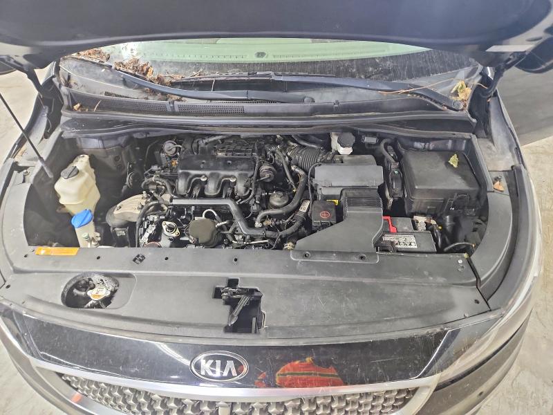 66199976 :رقم المزاد ، KNDME5C17H6278973 vin ، 2017 Kia Sedona مزاد بيع
