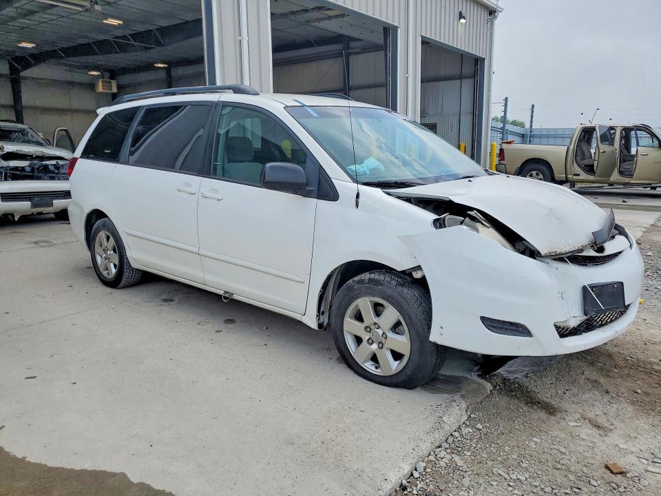 2008 Toyota Sienna მანქანა იყიდება აუქციონზე, vin: 5TDZK23C78S108479, აუქციონის ნომერი: 64112456