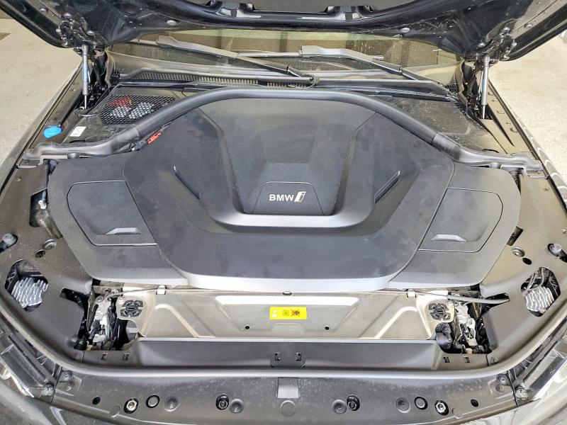 65547136 :رقم المزاد ، WBY73AW05PFN98546 vin ، 2023 Bmw I4 مزاد بيع