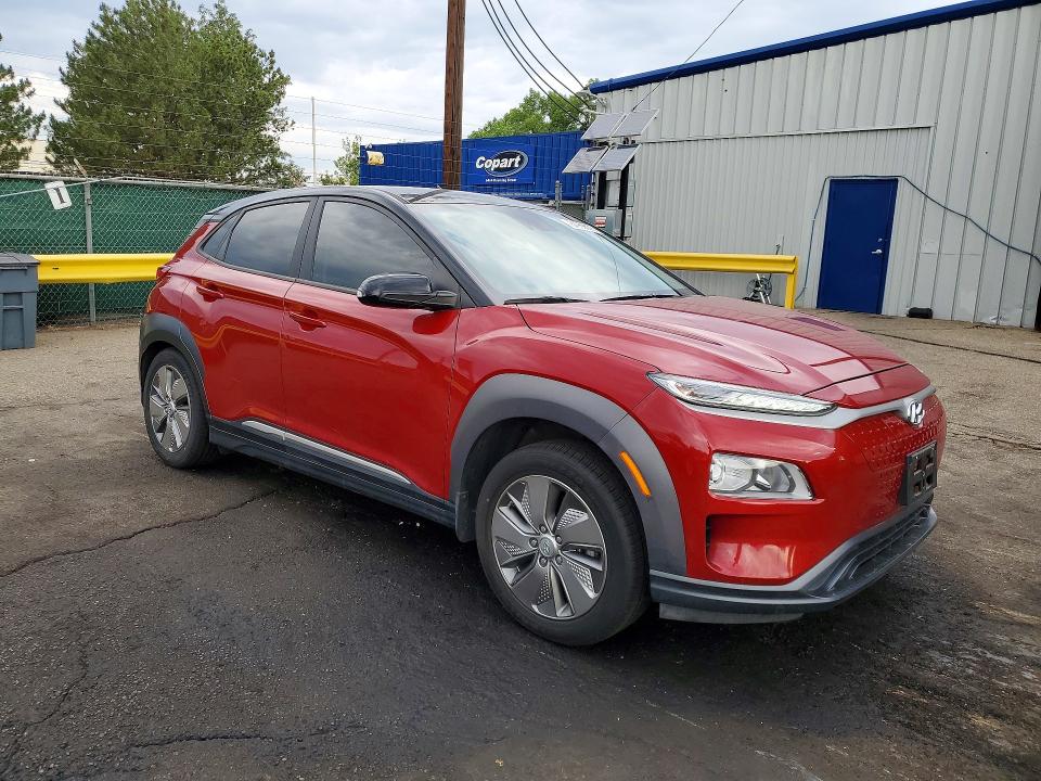 64969526 :رقم المزاد ، KM8K23AG7MU133395 vin ، 2021 Hyundai Kona مزاد بيع