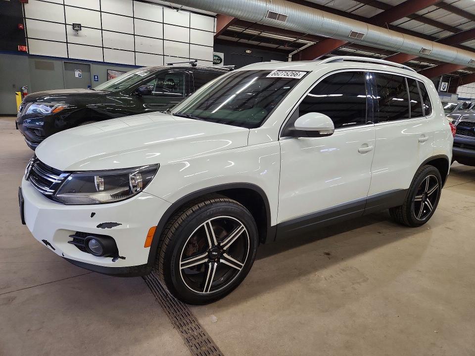 2015 Volkswagen Tiguan S მანქანა იყიდება აუქციონზე, vin: WVGBV7AX6FW602840, აუქციონის ნომერი: 66275266