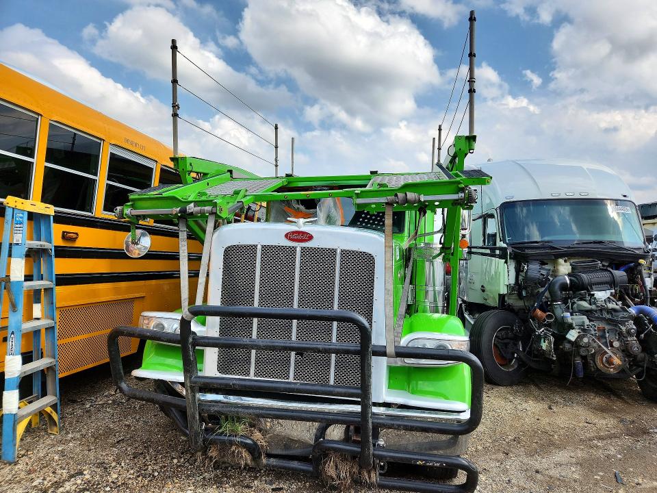 Auction sale of the 2024 Peterbilt 389, vin: 1NPXL49XXRD685457, lot number: 63866276