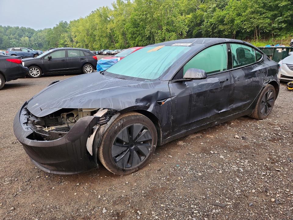 Продажа на аукционе авто 2025 Tesla Model 3, vin: 5YJ3E1EAXSF035798, номер лота: 63357126