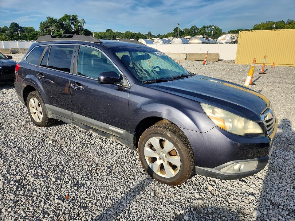 66218806 :رقم المزاد ، 4S4BRBKCXB3341680 vin ، 2011 Subaru Outback مزاد بيع