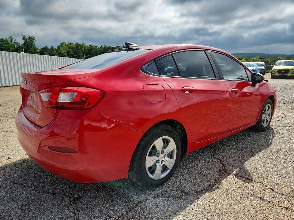63560406 :رقم المزاد ، 1G1BC5SM9H7122185 vin ، 2017 Chevrolet Cruze مزاد بيع