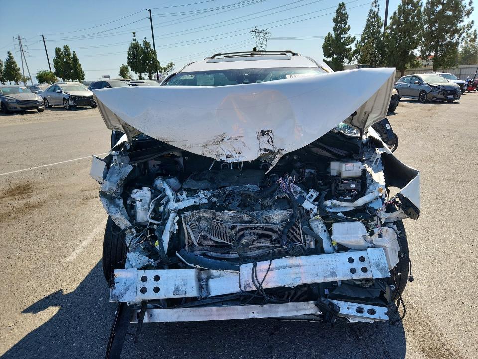 64838236 :رقم المزاد ، 5TDCRKEC1RS204317 vin ، 2024 Toyota Sienna مزاد بيع