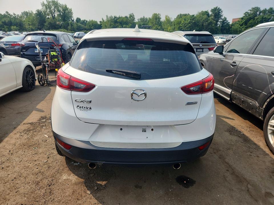 Продажа на аукционе авто 2018 Mazda Cx-3, vin: JM1DKFC78J0311989, номер лота: 63684176