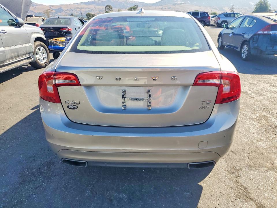Продажа на аукционе авто 2015 Volvo S60, vin: YV1612TB4F1317809, номер лота: 65544736
