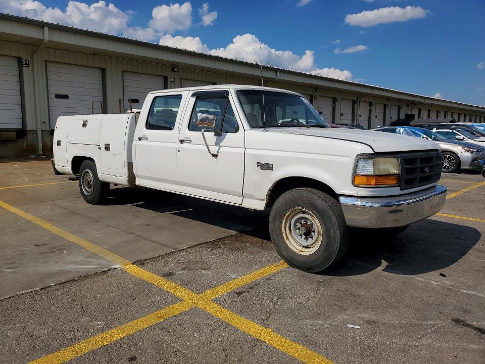 67140866 :رقم المزاد ، 1FTJW35G9VEB90773 vin ، 1997 Ford F350 مزاد بيع