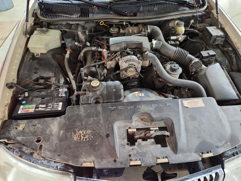 67040816 :رقم المزاد ، 1LNHM83W1YY914126 vin ، 2000 Lincoln Town Car مزاد بيع