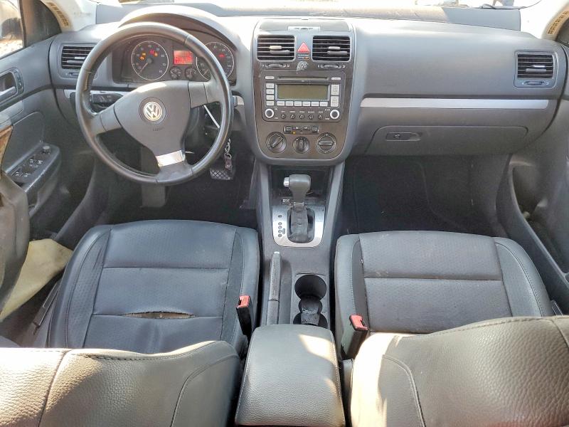2008 Volkswagen Jetta მანქანა იყიდება აუქციონზე, vin: 3VWRM71K08M157795, აუქციონის ნომერი: 65600576