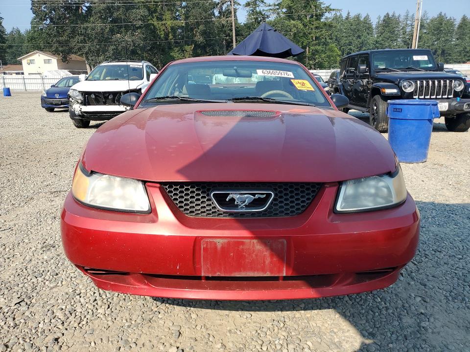 Продажа на аукционе авто 2000 Ford Mustang, vin: 1FAFP4047YF135376, номер лота: 63605976