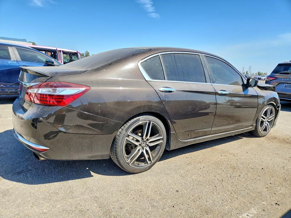 66109896 :رقم المزاد ، 1HGCR2F5XHA249902 vin ، 2017 Honda Accord مزاد بيع