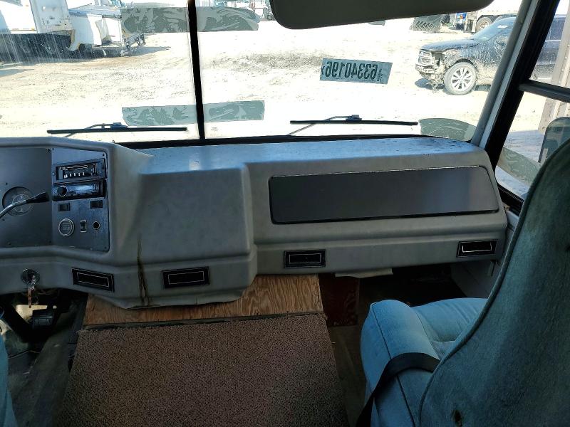 1990 Chevrolet P30 მანქანა იყიდება აუქციონზე, vin: 1GBKP37N5L3318131, აუქციონის ნომერი: 63340196