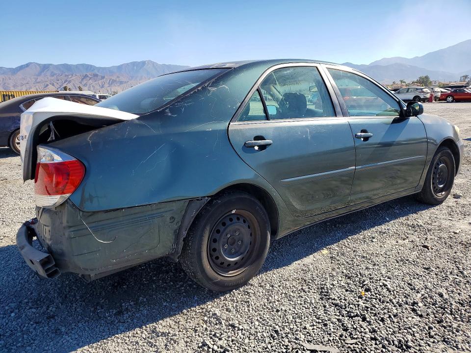 65082046 :رقم المزاد ، 4T1BE32KX5U406955 vin ، 2005 Toyota Camry مزاد بيع
