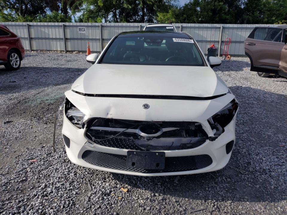 Продажа на аукционе авто 2019 Mercedes-benz A, vin: WDD3G4EB4KW001345, номер лота: 63508606