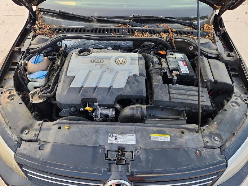 2014 Volkswagen Jetta მანქანა იყიდება აუქციონზე, vin: 3VWLL7AJ4EM273996, აუქციონის ნომერი: 63527026