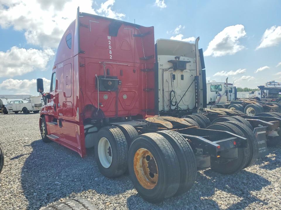 Продаж на аукціоні авто 2018 Freightliner Cascadia 125, vin: 3AKJGLDV9JSJT7295, номер лоту: 62995636