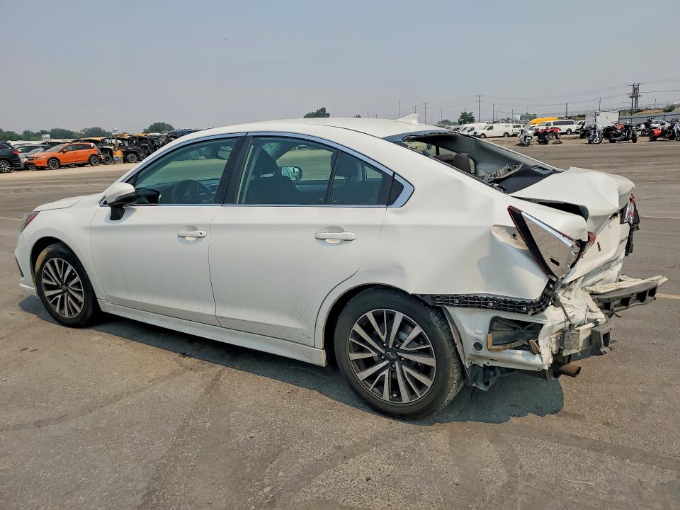 2018 Subaru Legacy მანქანა იყიდება აუქციონზე, vin: 4S3BNAF61J3022410, აუქციონის ნომერი: 63612746