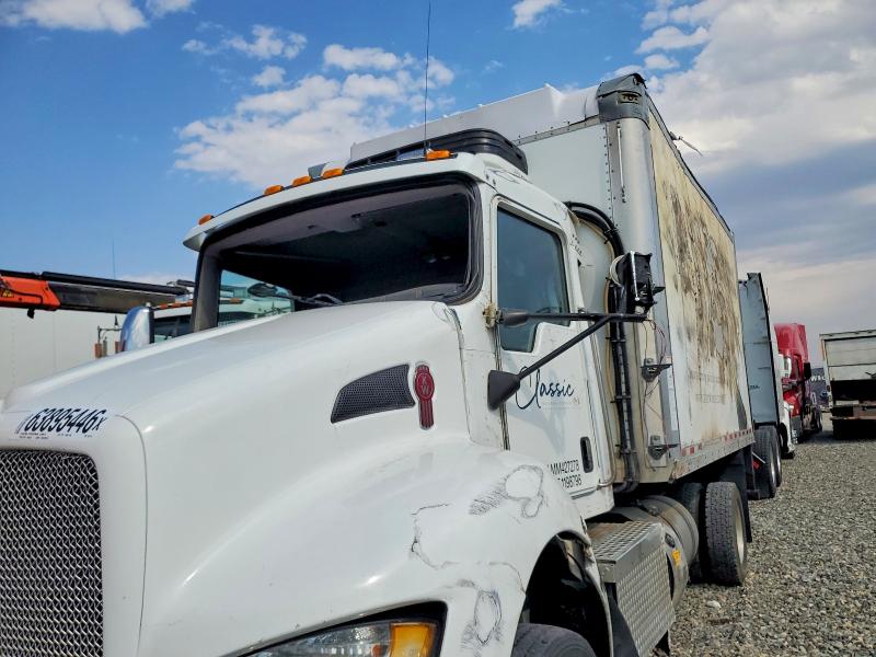 Продажа на аукционе авто 2021 Kenworth T300, vin: 2NKHHM6XXMM427278, номер лота: 63895446
