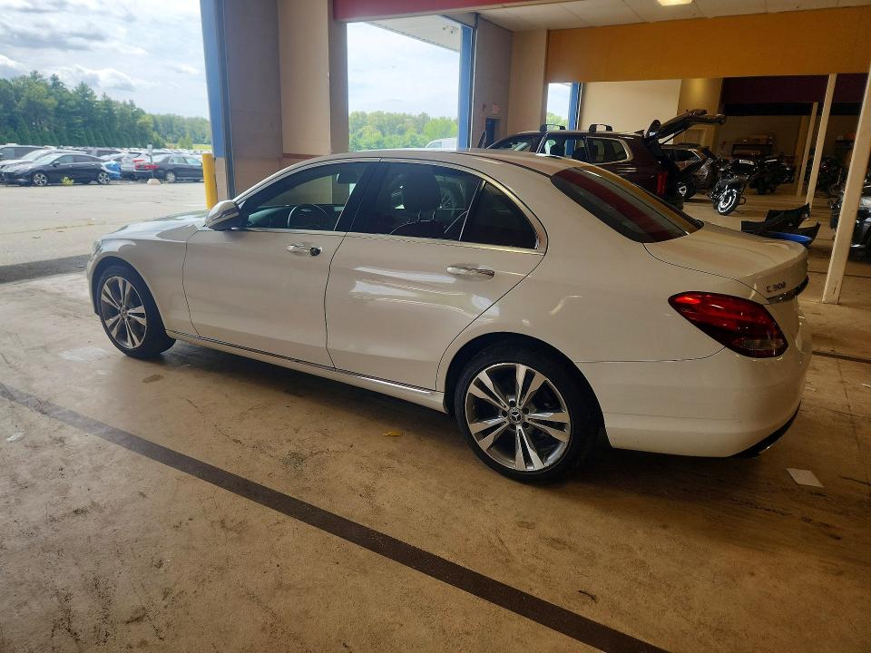 Продаж на аукціоні авто 2018 Mercedes-benz C, vin: 55SWF4KB8JU265085, номер лоту: 65842216