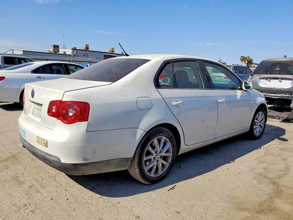 Продажа на аукционе авто 2010 Volkswagen Jetta, vin: 3VWRZ7AJ7AM166914, номер лота: 65575286