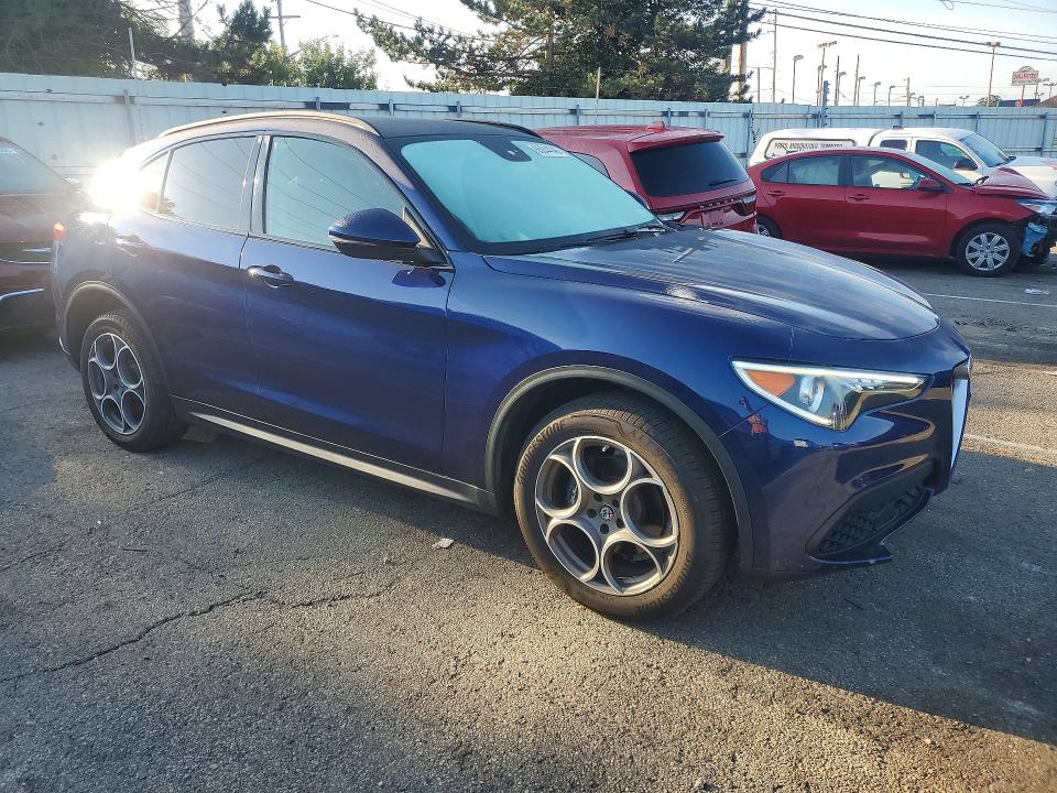 Продаж на аукціоні авто 2018 Alfa Romeo Stelvio, vin: ZASFAKPN0J7B69357, номер лоту: 65044046
