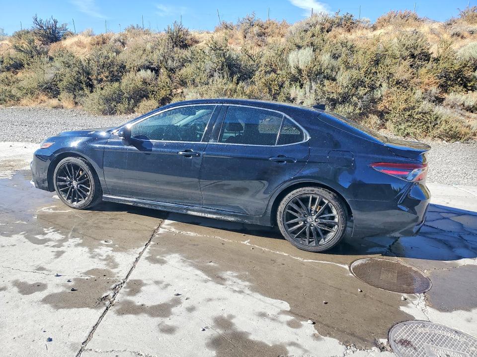 2022 Toyota Camry მანქანა იყიდება აუქციონზე, vin: 4T1K61AK1NU057591, აუქციონის ნომერი: 65465456