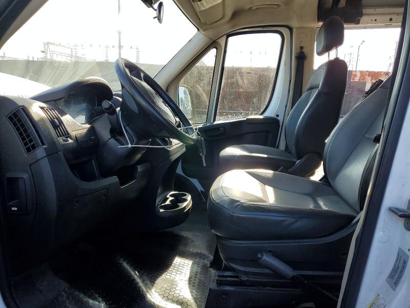 60764886 :رقم المزاد ، 3C6TRVAG3HE536317 vin ، 2017 Ram Promaster 1500 مزاد بيع