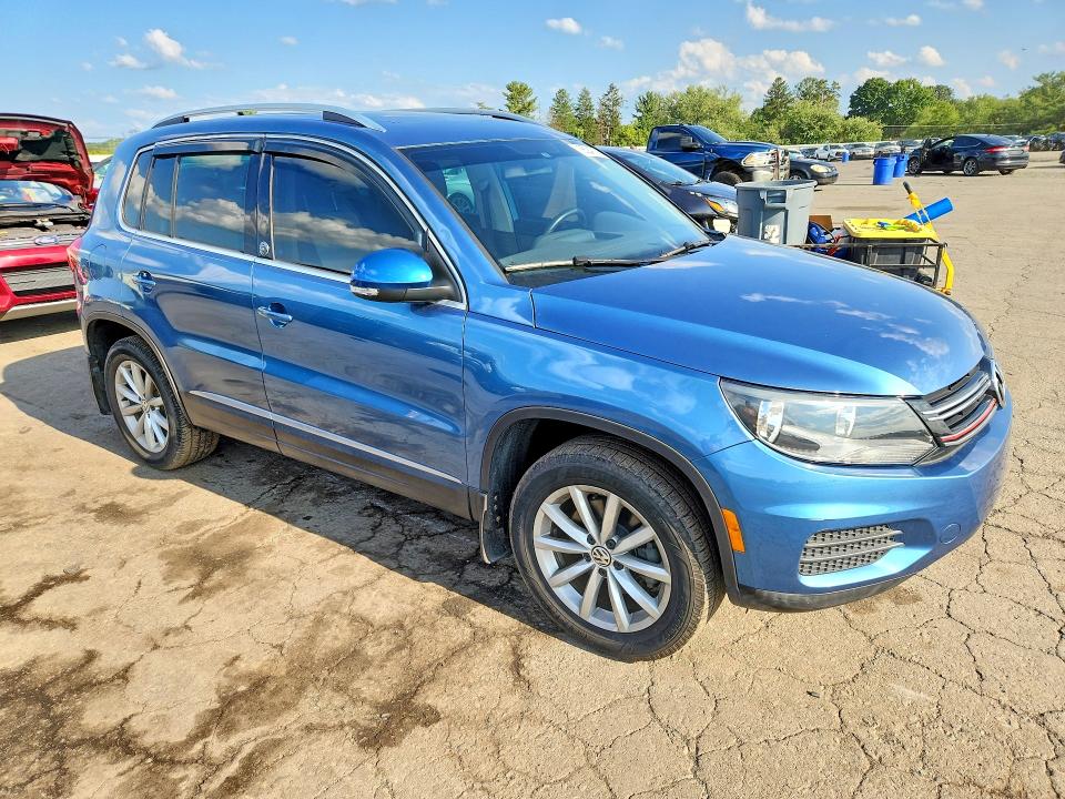 Aukcja sprzedaży 2017 Volkswagen Tiguan, vin: WVGSV7AX3HK021242, numer aukcji: 66247176