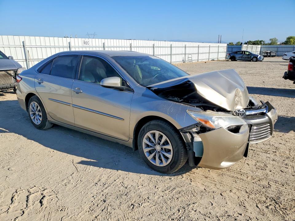 63415496 :رقم المزاد ، 4T1BF1FK9HU382986 vin ، 2017 Toyota Camry مزاد بيع
