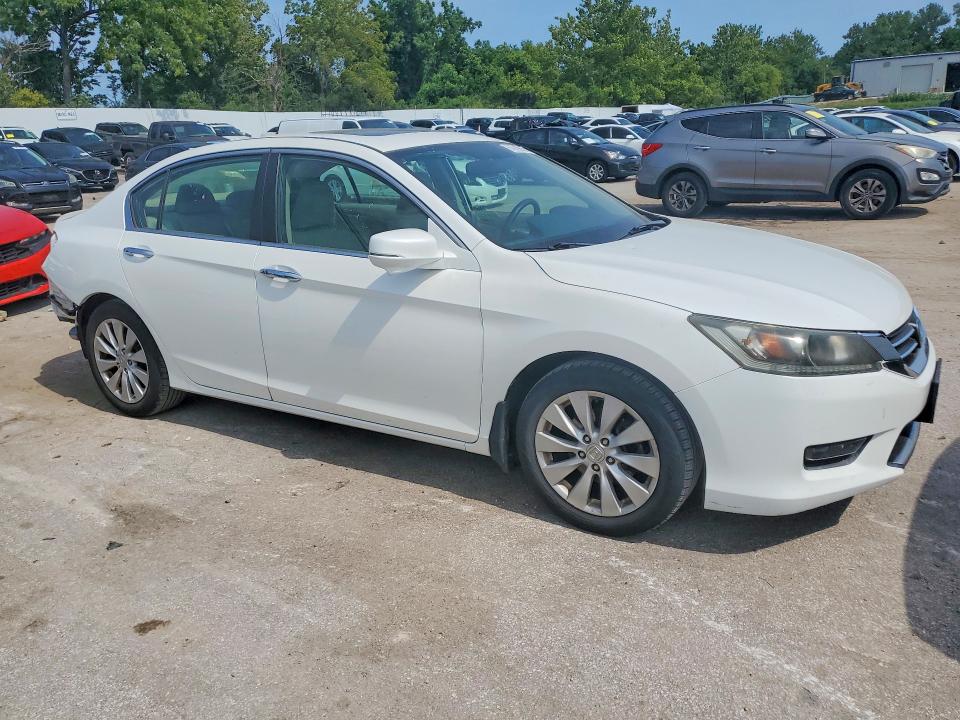 Продаж на аукціоні авто 2014 Honda Accord, vin: 1HGCR2F70EA042352, номер лоту: 64329616