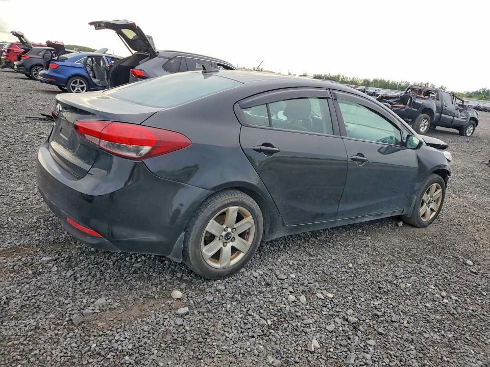 65828536 :رقم المزاد ، 3KPFL4A77HE059649 vin ، 2017 Kia Forte مزاد بيع